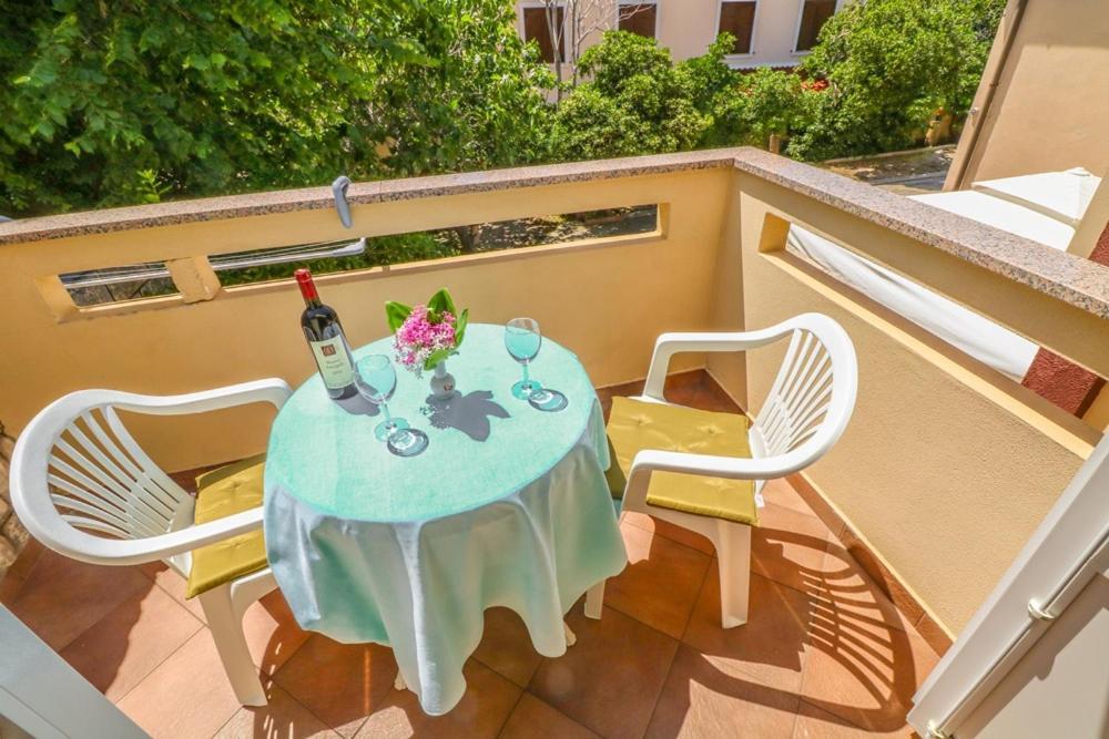 Double Rooms Tomica 2 With Balcony Башка Екстер'єр фото