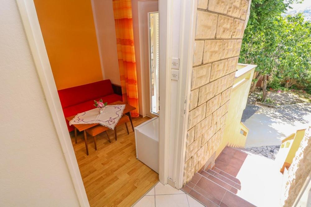 Double Rooms Tomica 2 With Balcony Башка Екстер'єр фото
